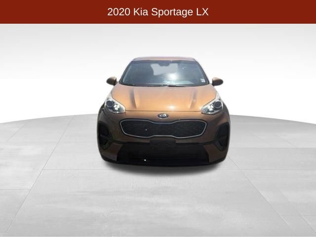 Used 2020 Kia Sportage LX FWD image 2