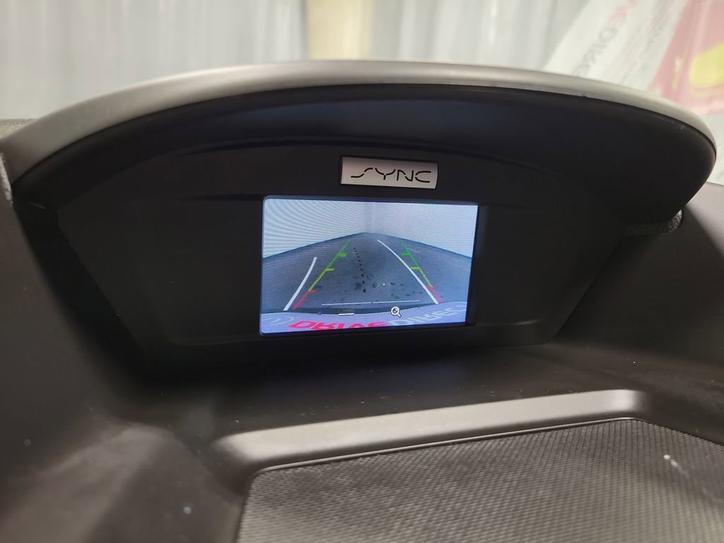 Used 2017 Ford Escape SE image 18