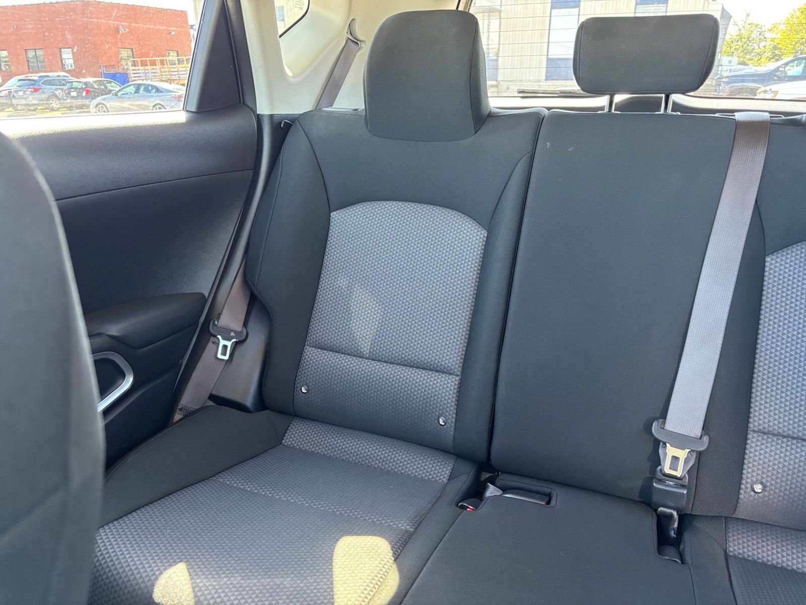 Used 2025 Kia Soul LX w/ LX Technology Package FWD image 36