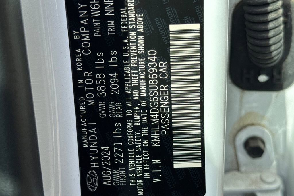 New 2025 Hyundai Elantra Sport image 23