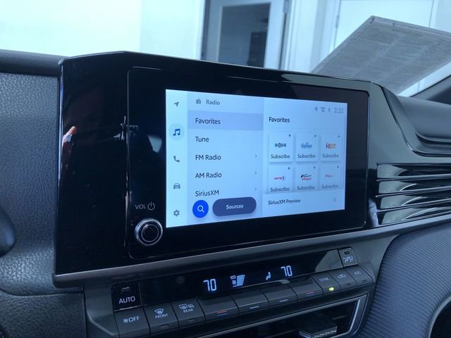 Certified 2025 Toyota Camry SE image 28