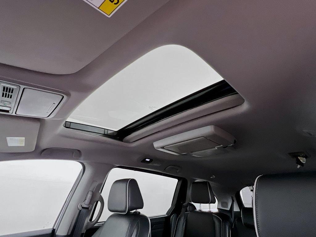 Used 2023 Honda Odyssey Elite image 22