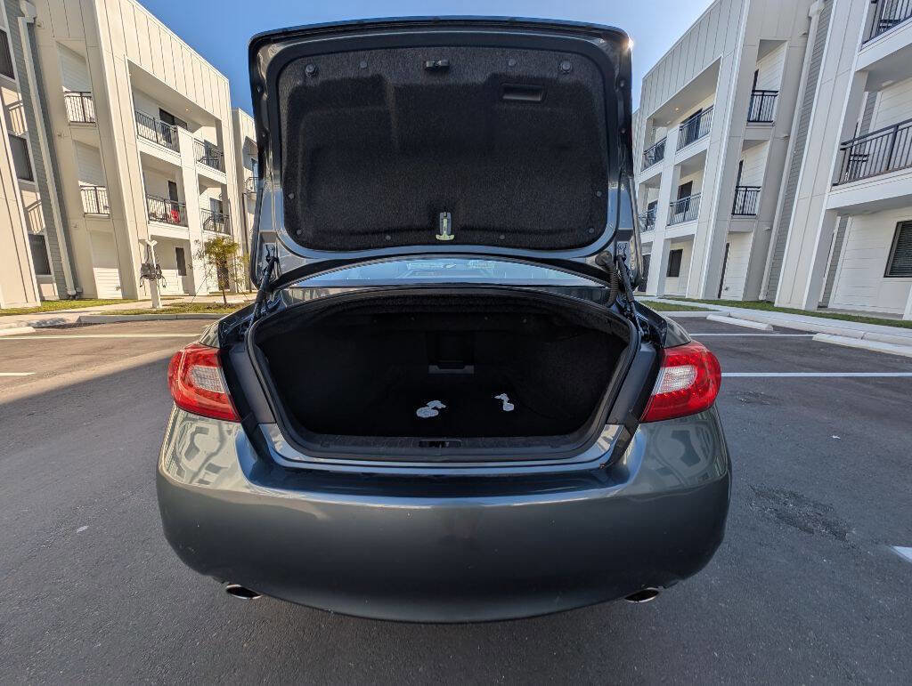 Used 2012 INFINITI M37 w/ Premium Pkg image 13