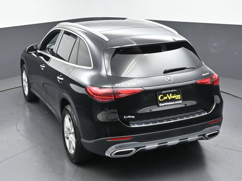 Used 2023 Mercedes-Benz GLC 300 4MATIC w/ Exclusive Trim Package image 37