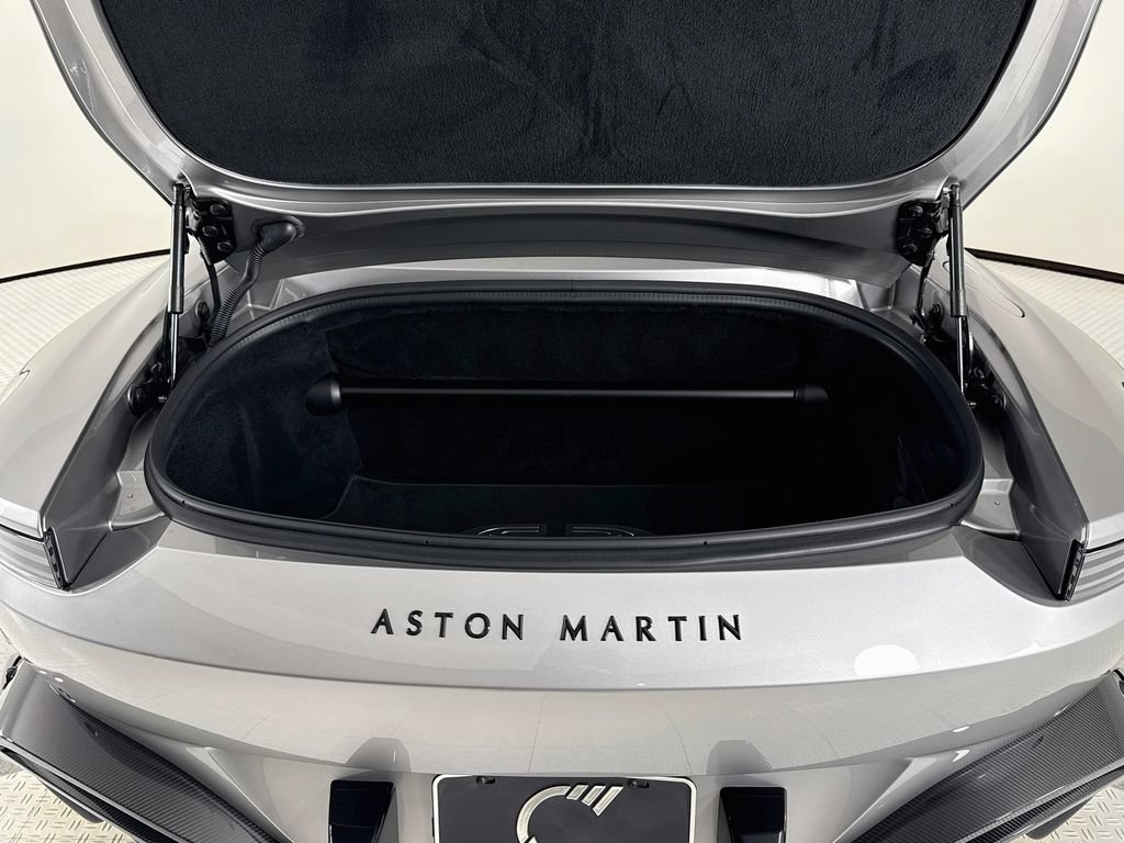 Used 2023 Aston Martin V12 Vantage Roadster RWD image 27