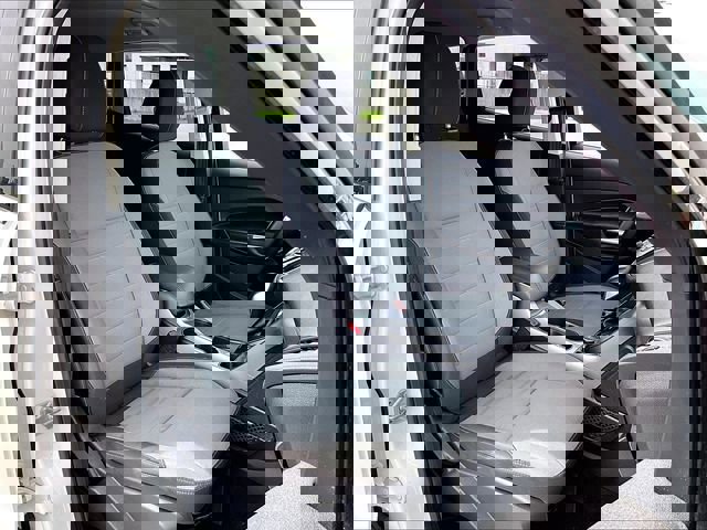 Used 2016 Ford Escape SE image 11