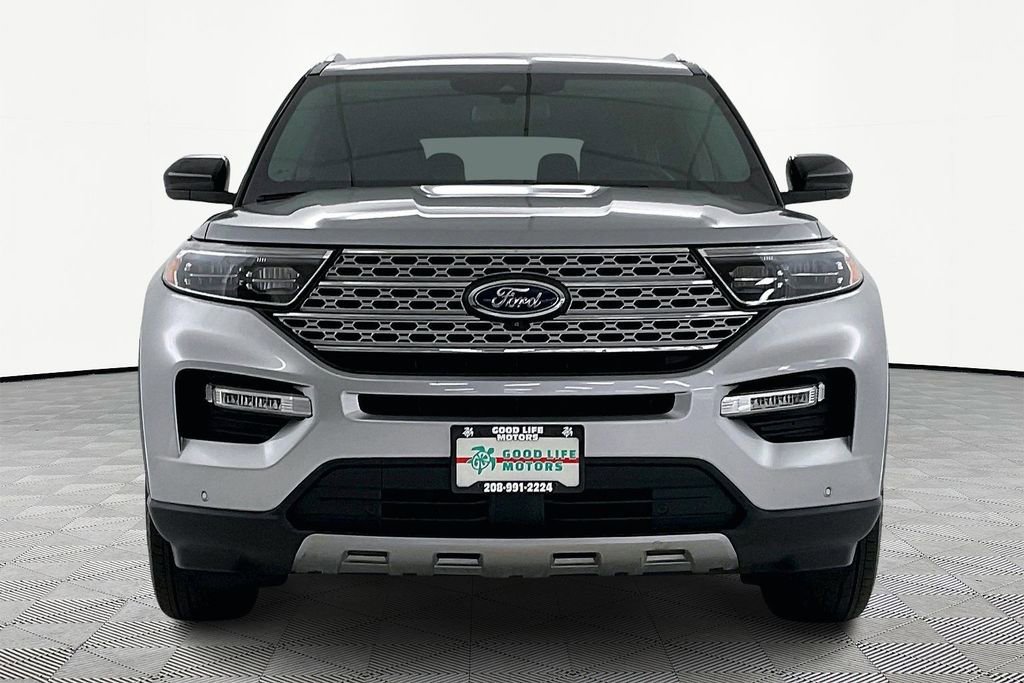 Used 2023 Ford Explorer Limited image 2
