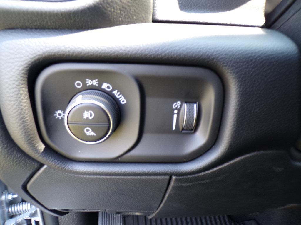 New 2026 RAM 2500 Big Horn AWD/4WD image 27