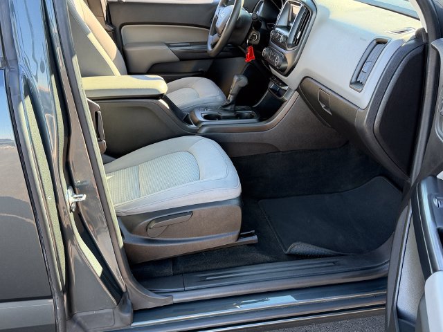 Used 2017 Chevrolet Colorado W/T RWD image 22