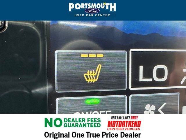 Used 2025 Subaru Forester Premium image 11