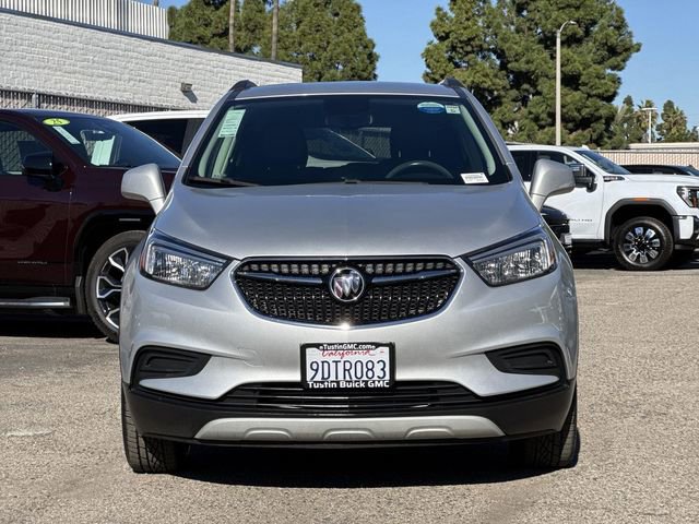 Used 2022 Buick Encore Preferred w/ Safety Package image 2