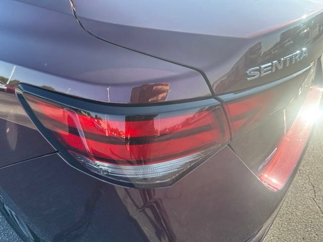 Used 2025 Nissan Sentra SV FWD image 10