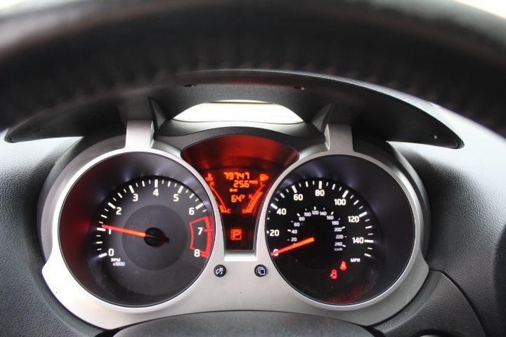 Used 2015 Nissan Juke SL image 20