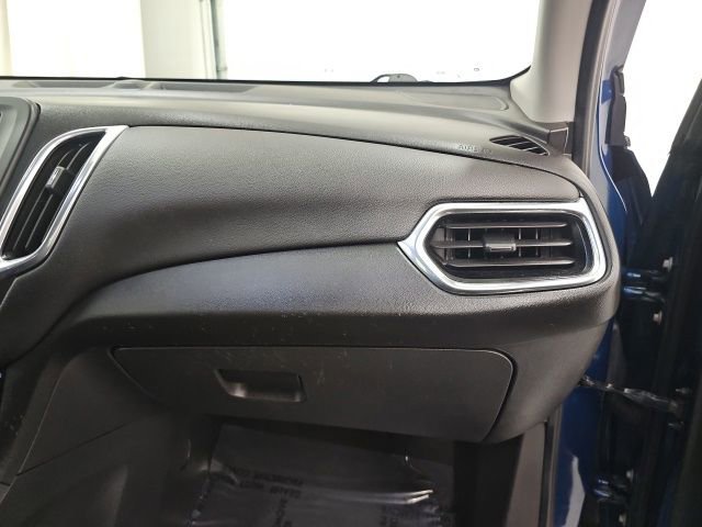 Used 2020 Chevrolet Equinox LT image 38