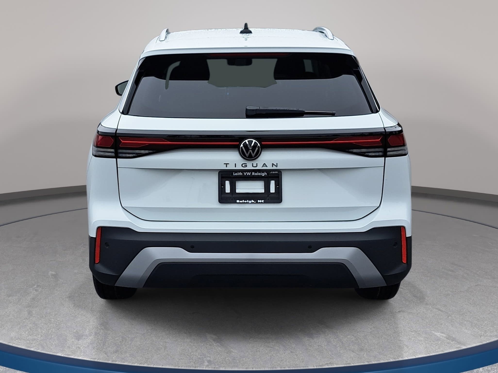 New 2026 Volkswagen Tiguan S FWD image 6