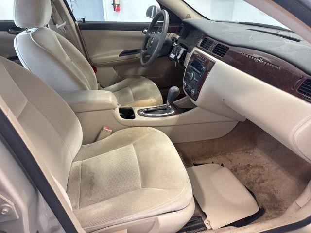 Used 2010 Chevrolet Impala LS FWD image 22