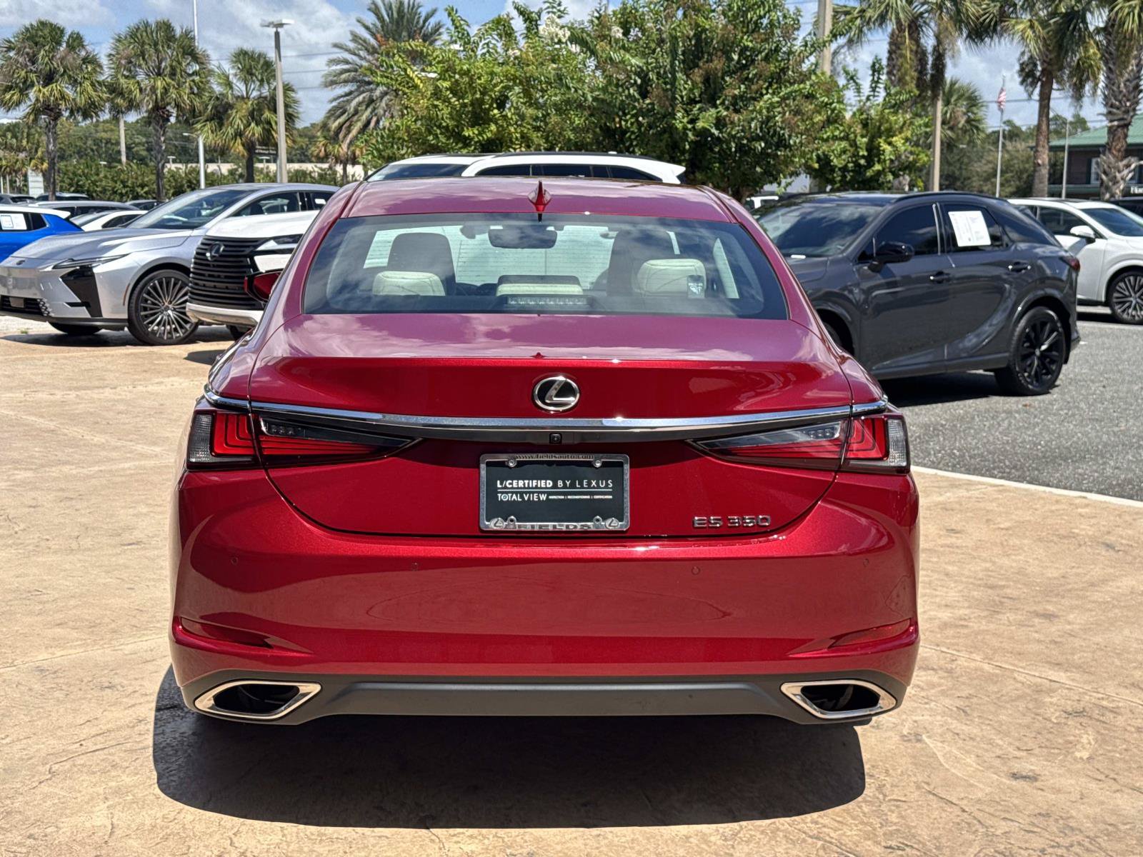 Used 2025 Lexus ES 350 w/ Premium Package FWD image 4