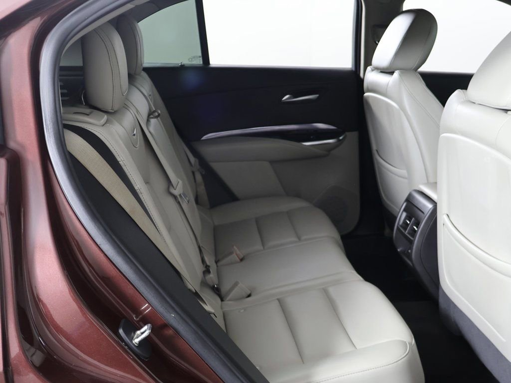 Used 2023 Cadillac XT4 Luxury image 27