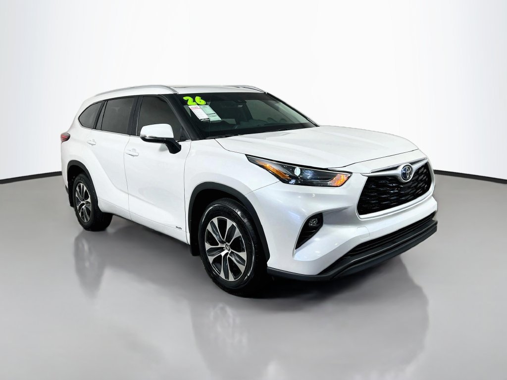 Used 2026 Toyota Highlander XLE