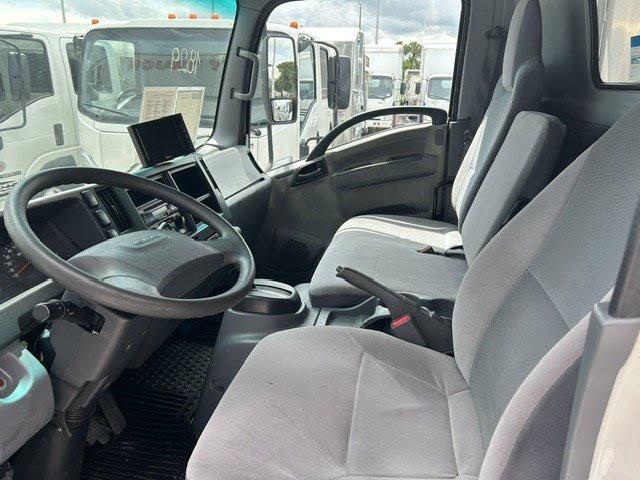 Used 2016 Isuzu NPR RWD image 19