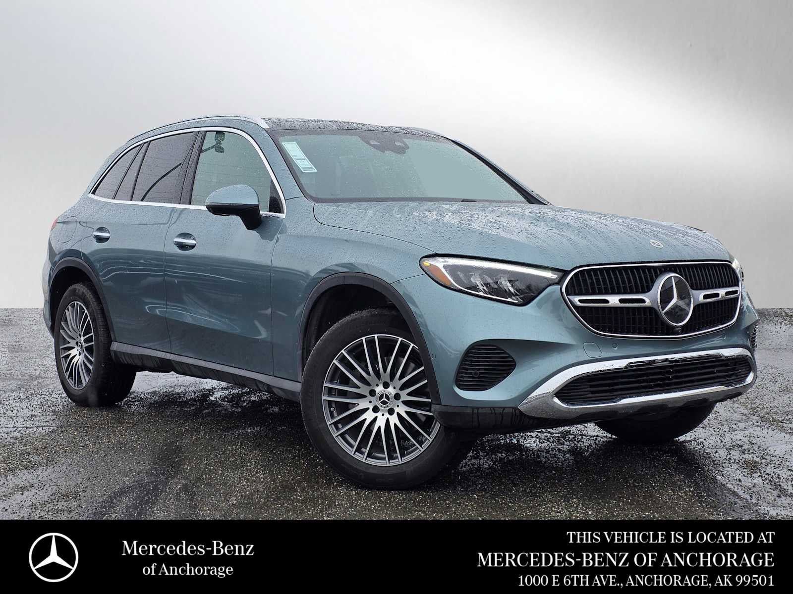 Used 2026 Mercedes-Benz GLC 300 4MATIC image 1