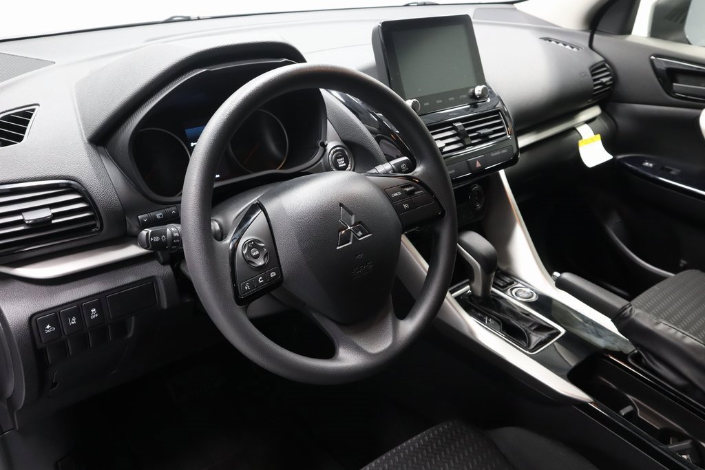 Used 2024 Mitsubishi Eclipse Cross LE image 25