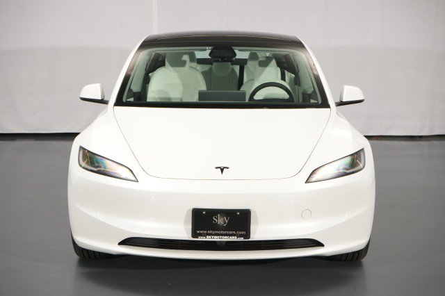 Used 2026 Tesla Model 3 RWD image 6