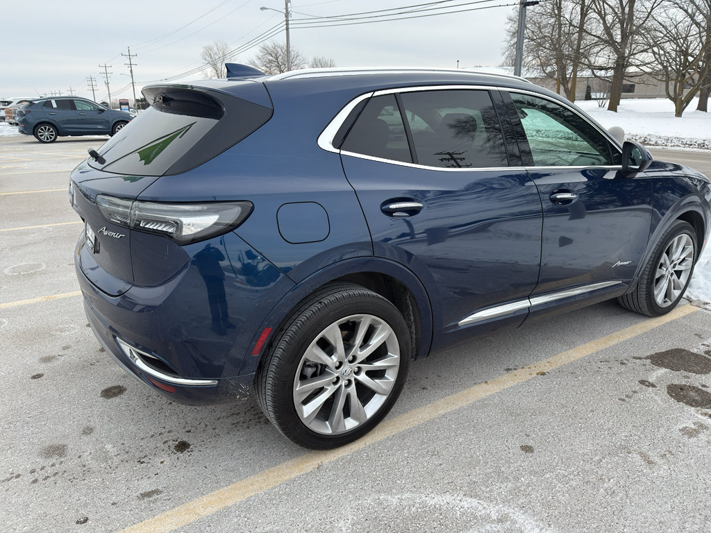 Used 2023 Buick Envision Avenir image 3