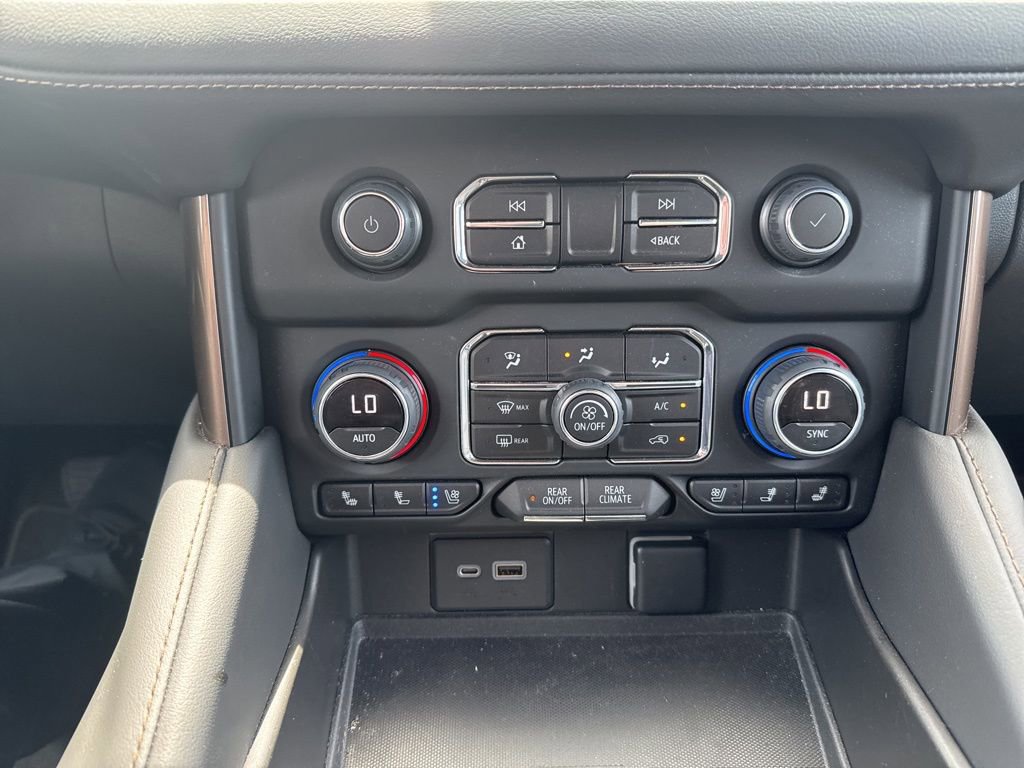 Used 2023 Chevrolet Tahoe High Country image 26