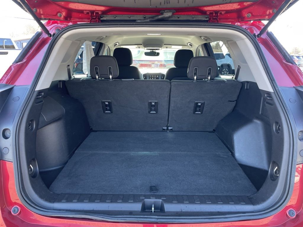 Used 2018 GMC Terrain SLE image 28