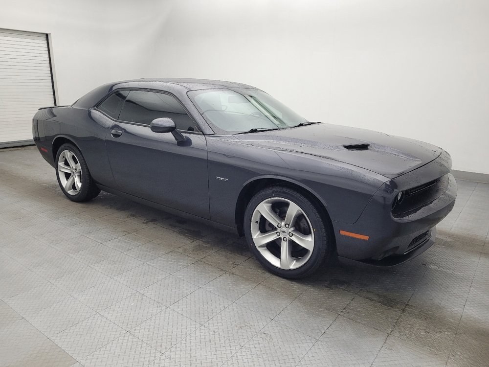 Used 2017 Dodge Challenger R/T RWD image 11