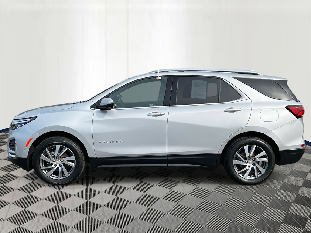 Used 2022 Chevrolet Equinox Premier image 2