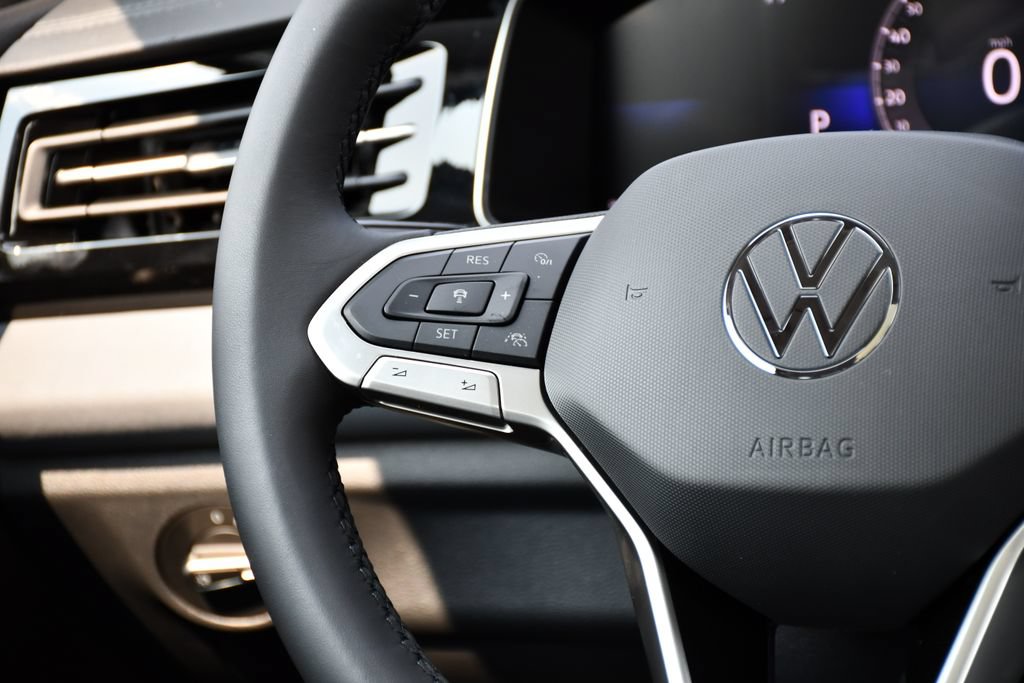 New 2026 Volkswagen Jetta SE FWD image 24