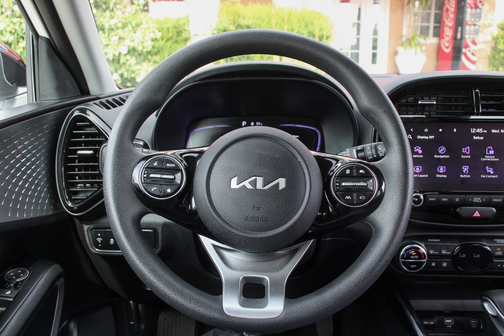 Used 2023 Kia Soul S image 19