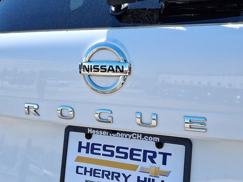 Used 2021 Nissan Rogue S AWD/4WD image 31