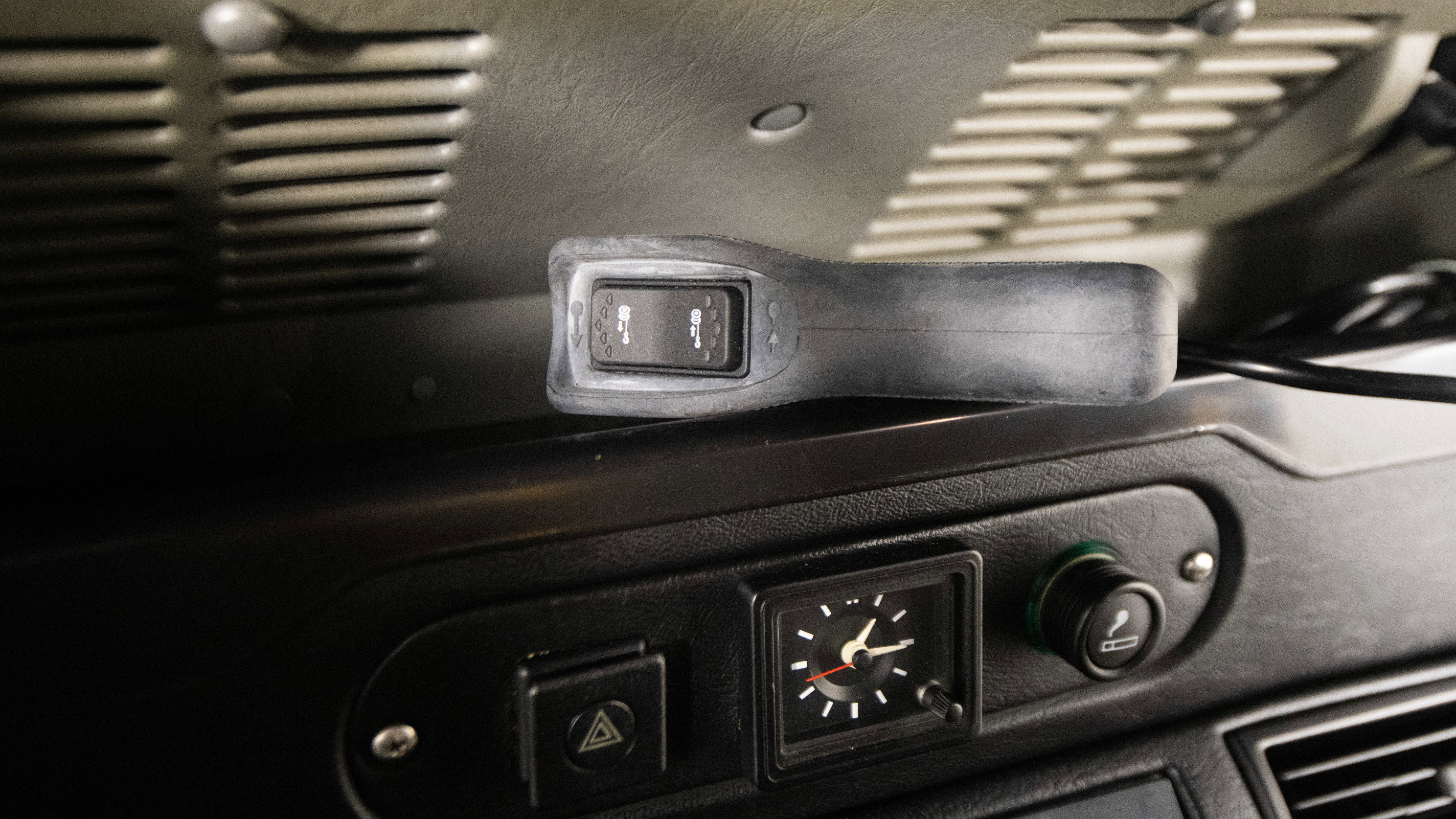 Used 1997 Land Rover Defender 90 AWD/4WD image 54