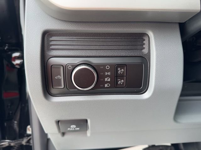 Used 2024 Ford F350 XL w/ 360-Degree Camera Package image 15
