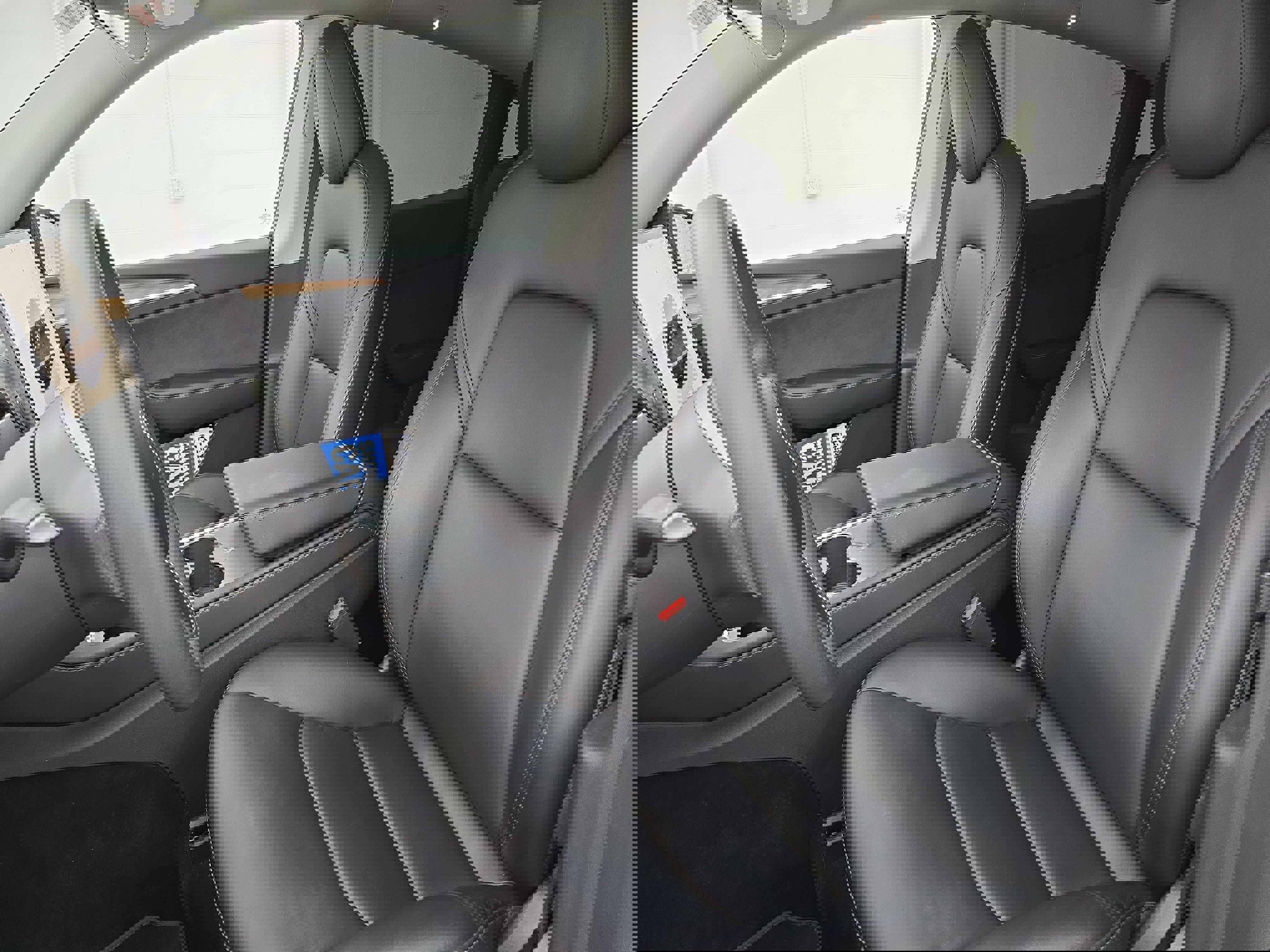 Used 2022 Tesla Model Y Long Range image 16