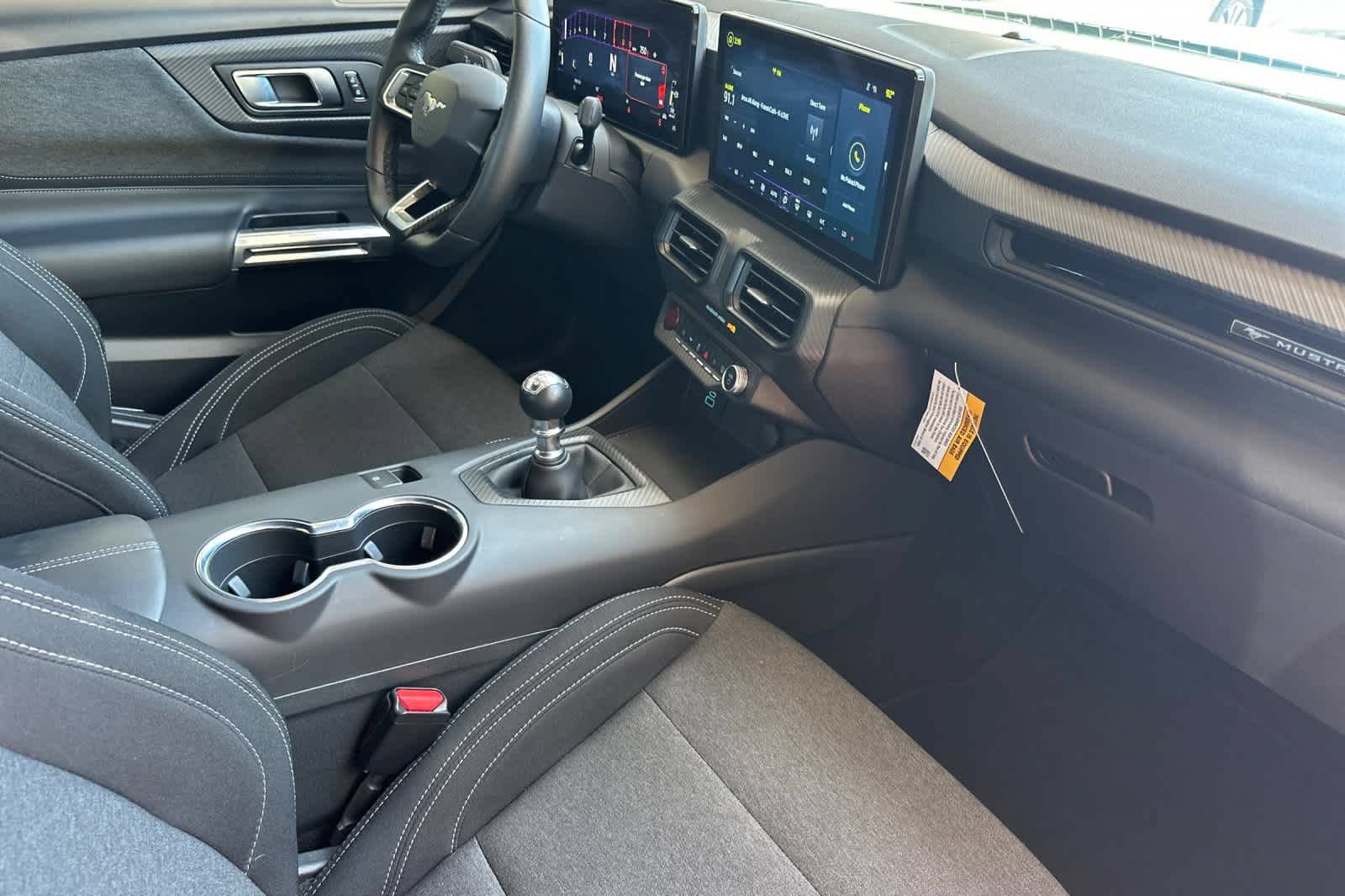 Used 2025 Ford Mustang GT RWD image 16