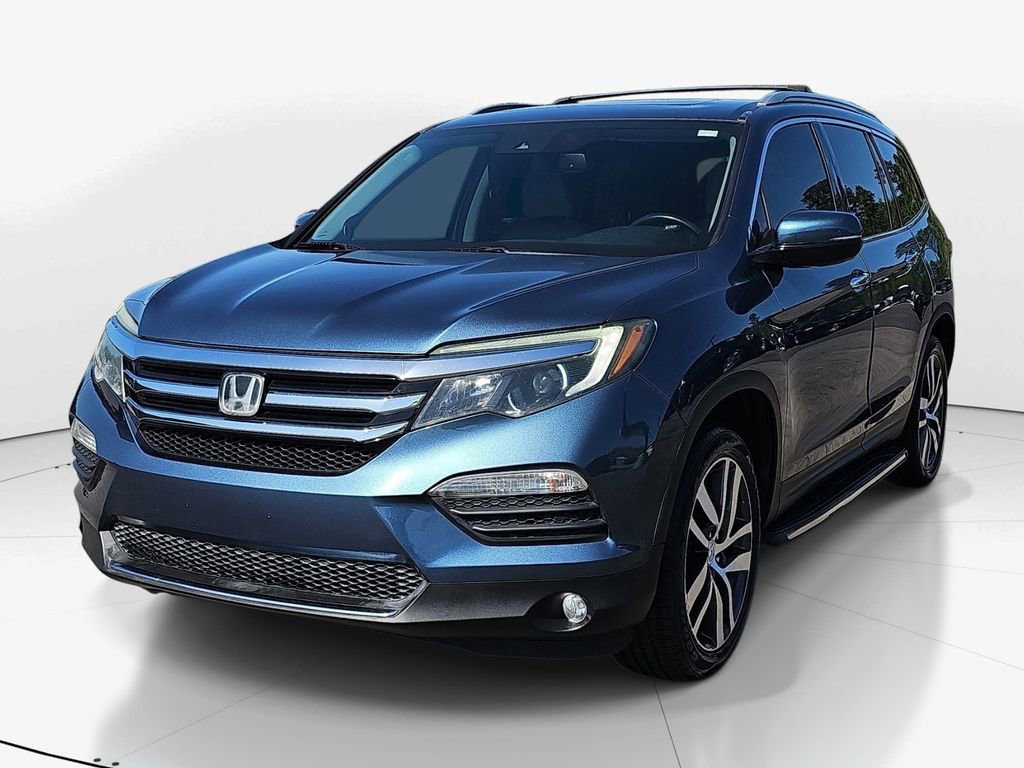 Used 2017 Honda Pilot Touring image 10