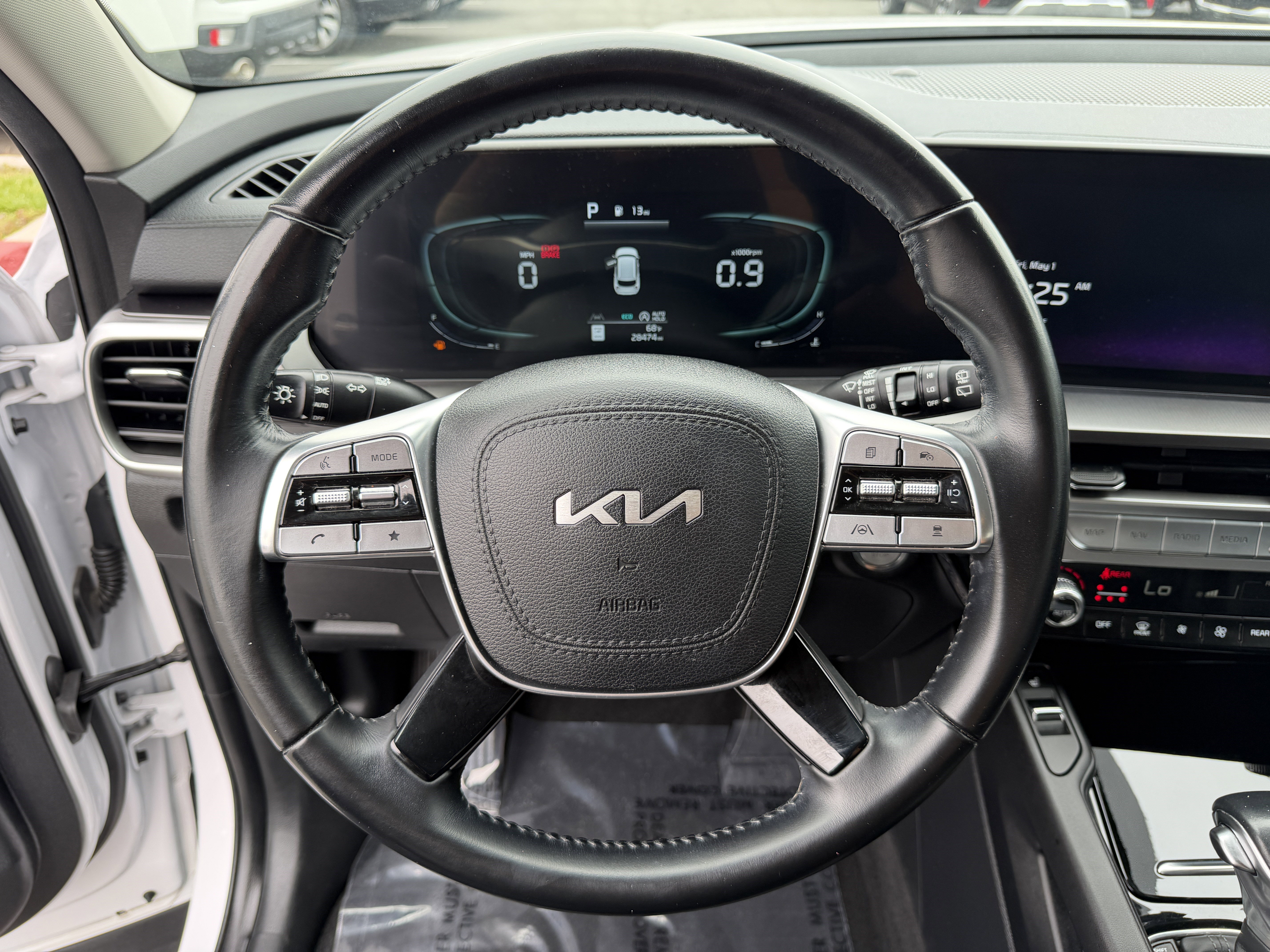 Used 2023 Kia Telluride S AWD/4WD image 18