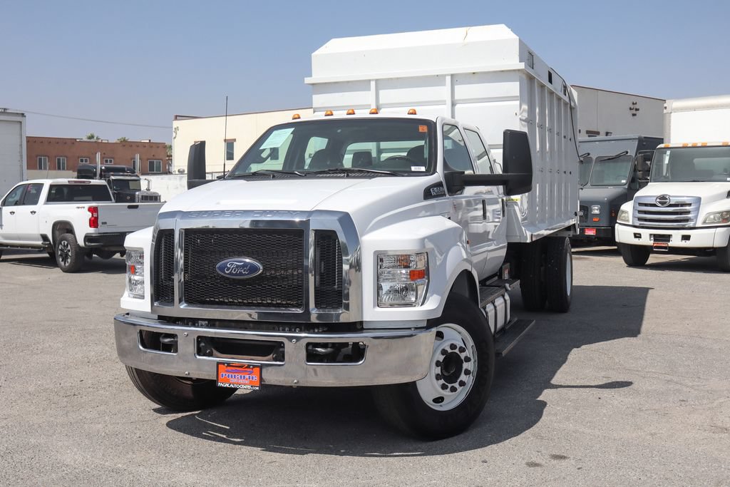 Used 2023 Ford F650 2WD Crew Cab Super Duty image 5