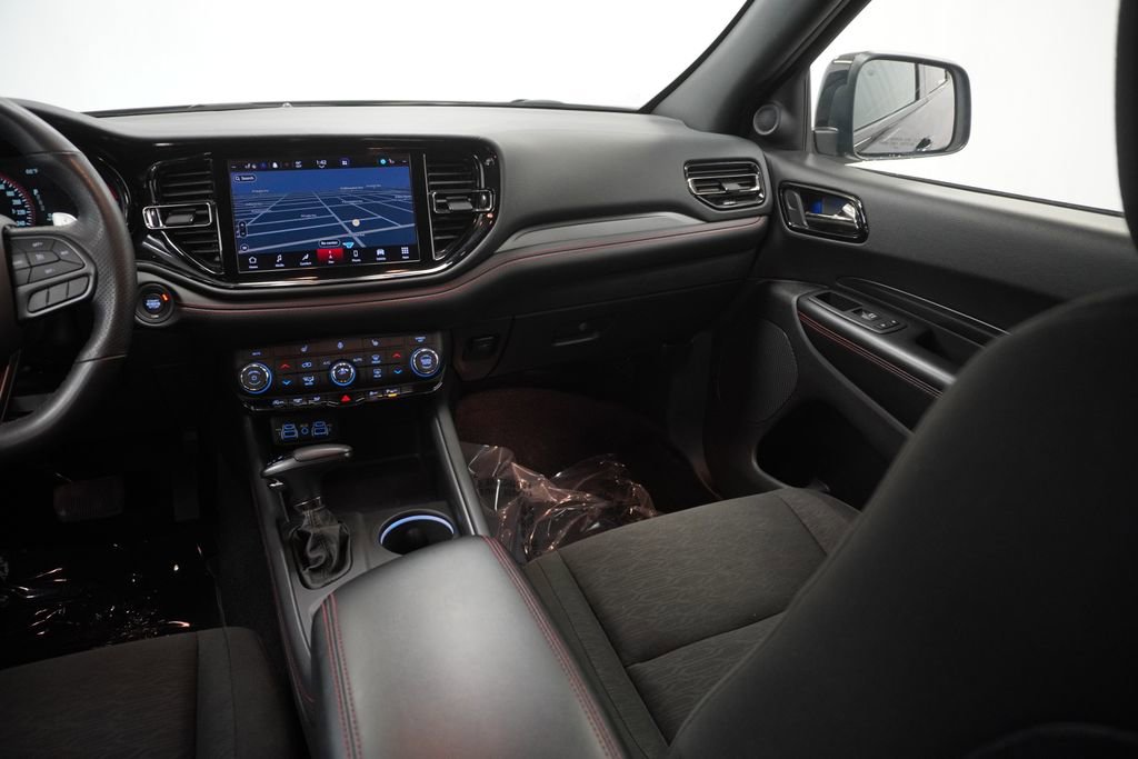 Certified 2025 Dodge Durango GT image 27