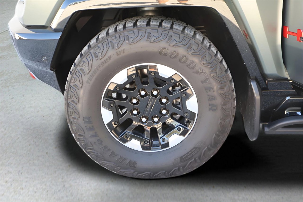 Used 2024 GMC Hummer EV 3X w/ Extreme Off-Road Package image 8