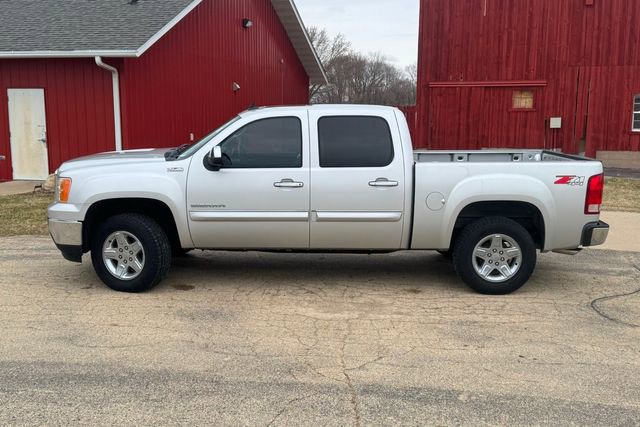 Used 2011 GMC Sierra 1500 SLT w/ All-Terrain Package image 2