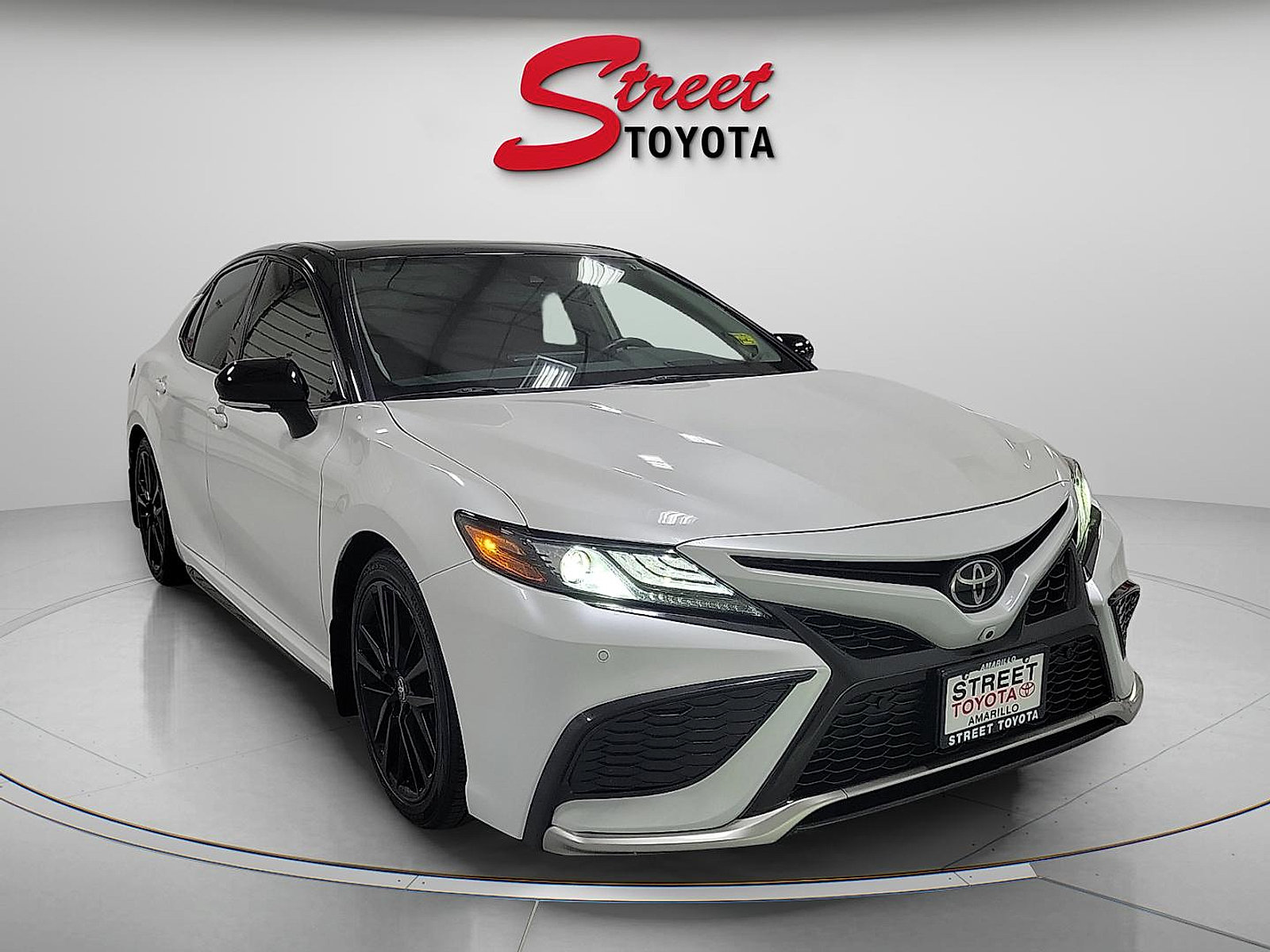 Certified 2023 Toyota Camry XSE w/ Navigation Package FWD image 5