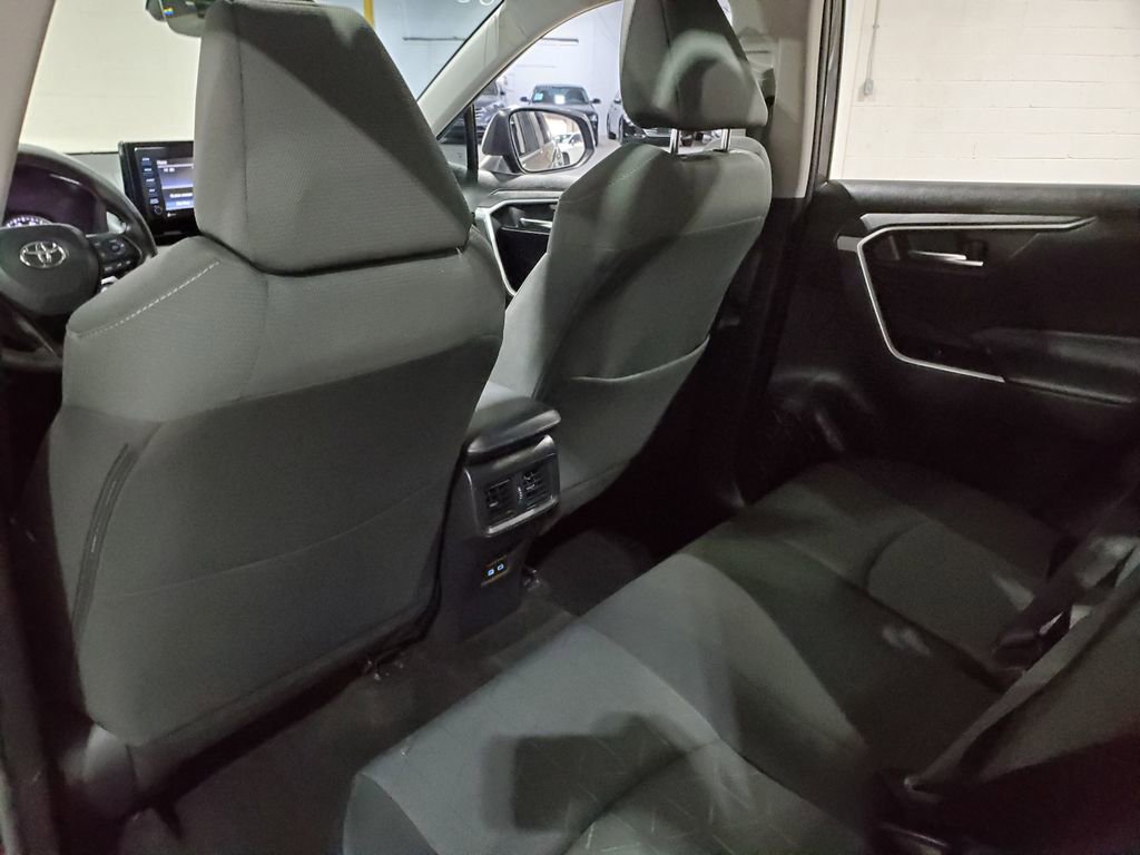 Used 2022 Toyota RAV4 XLE w/ Convenience Package AWD/4WD image 23