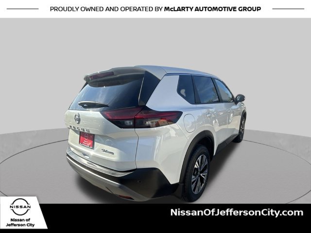 Used 2023 Nissan Rogue SV AWD/4WD image 3