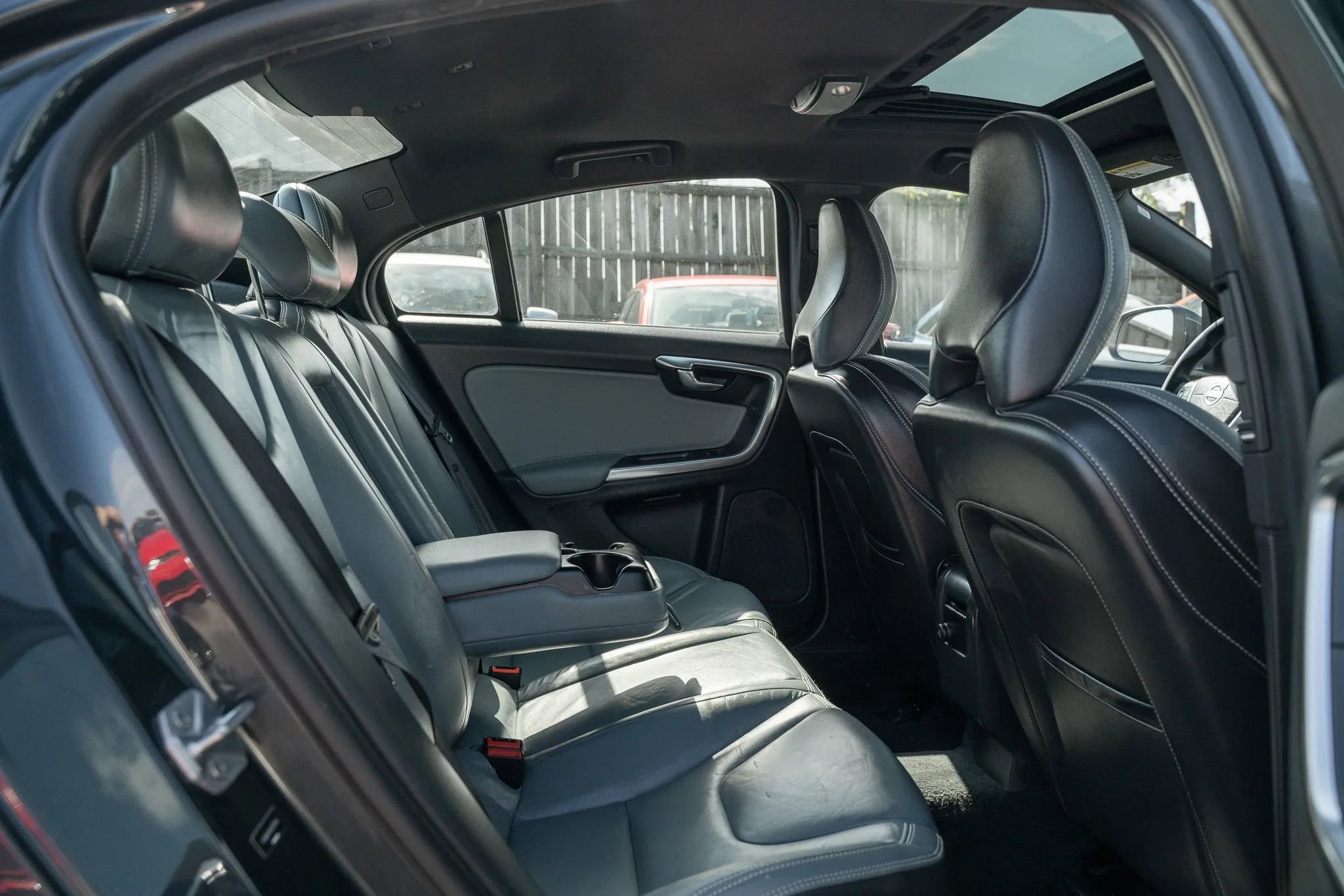 Used 2014 Volvo S60 T6 image 10