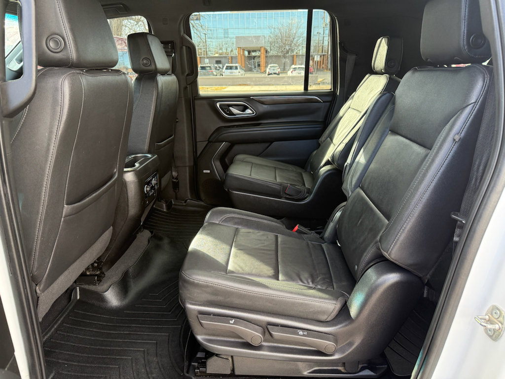 Used 2022 Chevrolet Suburban Z71 image 19